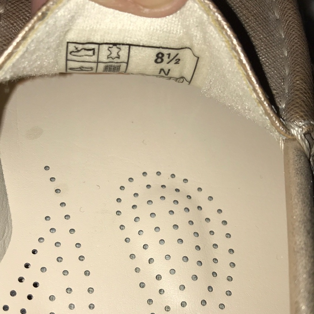 SAS Simplify Lusso/Gold Shoes - Picture 8 of 11